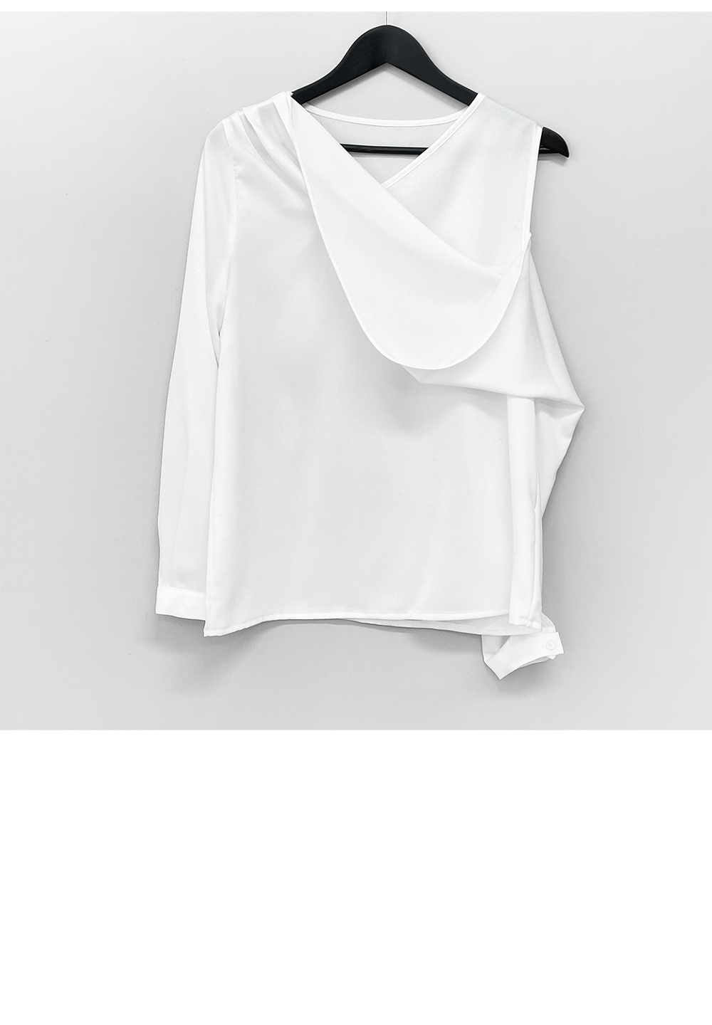 sleeveless white color image-S3L16